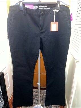 NWT Mossimo Black Mid-Rise Bootcut Casual Pants Khakis Size 18